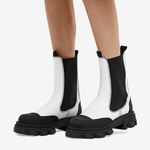 GANNI Placid white Mid Chelsea Pull On Genuine Leather Mid Calf Platform Boot9.5